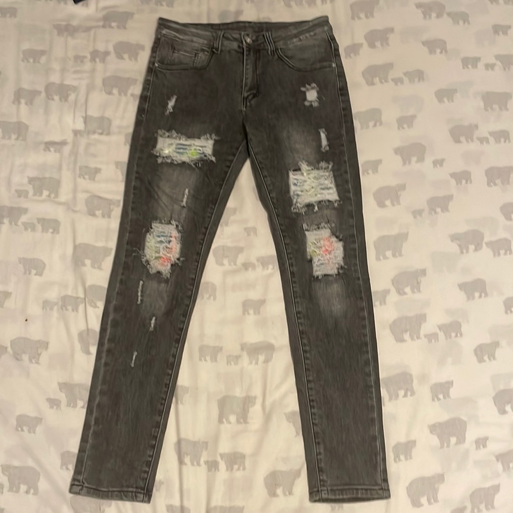 Ripped Gray Washed Skinny Jean